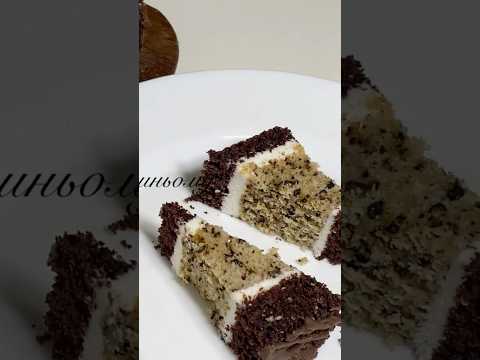 Бюджетний Пляцок але не менш смачний. Рецепт є на каналі.