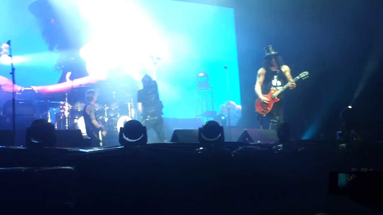 Kings of Chaos - Communication Breakdown & Immigrant Song (@ Jockey Club)