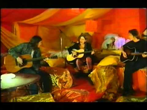 Pattie Smith, Southern Cross acoustic at Glastonbury 1999.