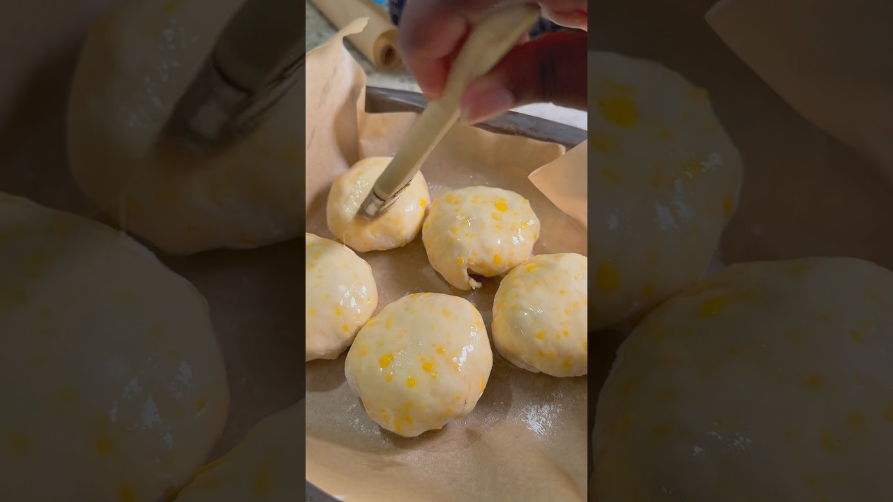 HOW TO MAKE BIG BREAKFAST STUFFED Biscuits