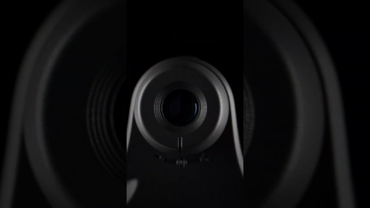 Approach Z30 | The perfect shot — in the palm of your hand Approach Z30 | The perfect shot — in the palm of your hand
