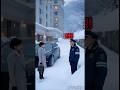 警備員の警告を無視した客