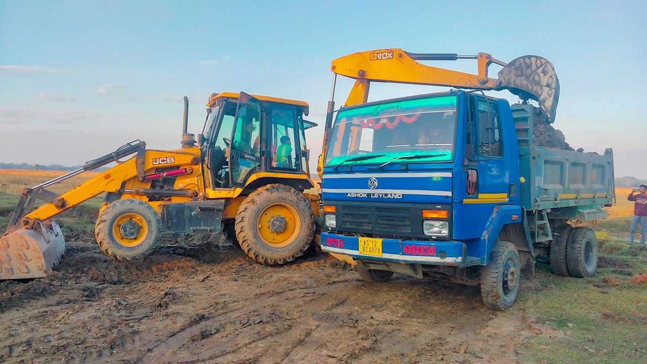Jcb 4dx Extra Eco Loading in Ashok Leyland, Sonalika Tractor,Mahindra 575 Di | Jcb 4dx | Tractor
