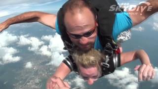 Stephanie Brinson's Tandem skydive!