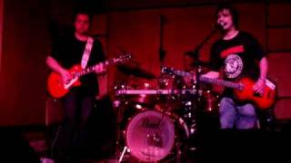 Stereofuzz - Are You Gonna Be My Girl (Cidadão do Mundo 30/07/2010)