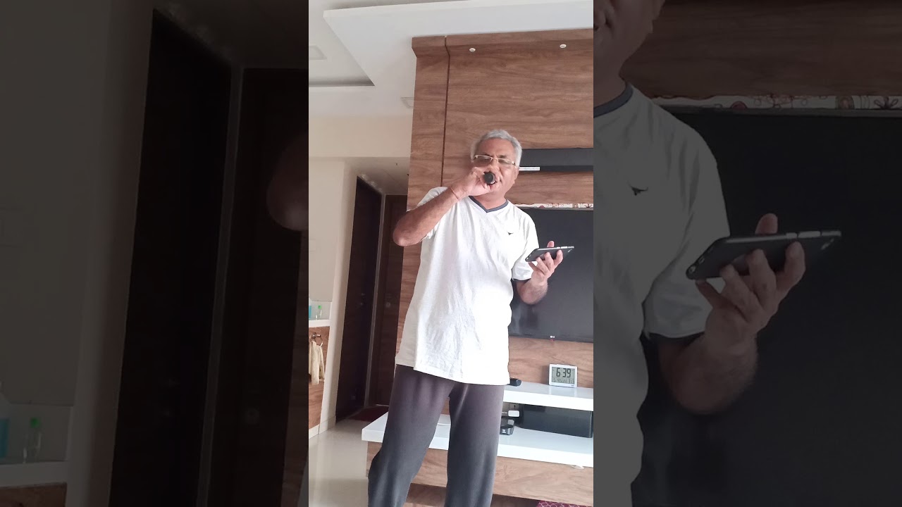 Paresh Mehta Mumbai Ghatkopar sung " Jo tum ko ho pasand wo hi bat kahinge " by Mukesh