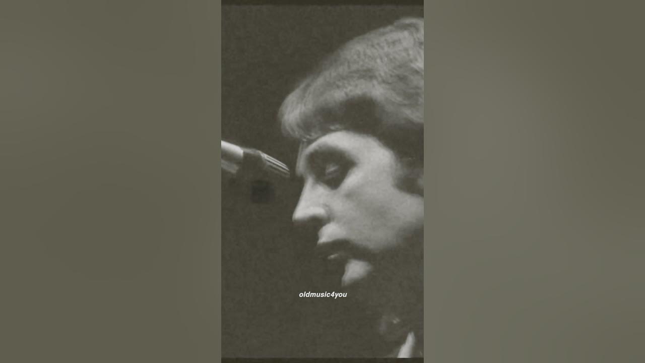 The Beatles - Blackbird (1968) The Beatles - Blackbird (1968)