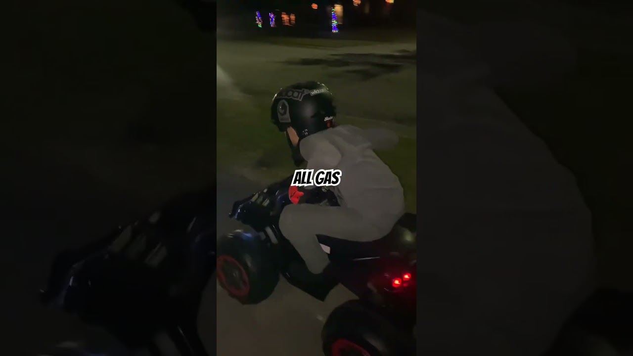 I went down to the Mary Carter paint store 