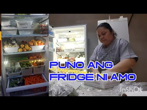 Daming gulay at prutas puno ang fridge.