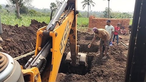 Jcb 3dx super loading soil into a dump truck #backhoe loader  loading#video
