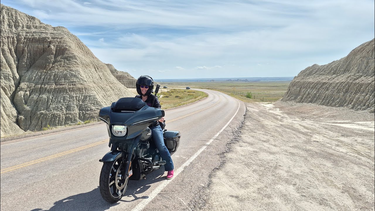 Badlands: A South Dakota Gem - YouTube
