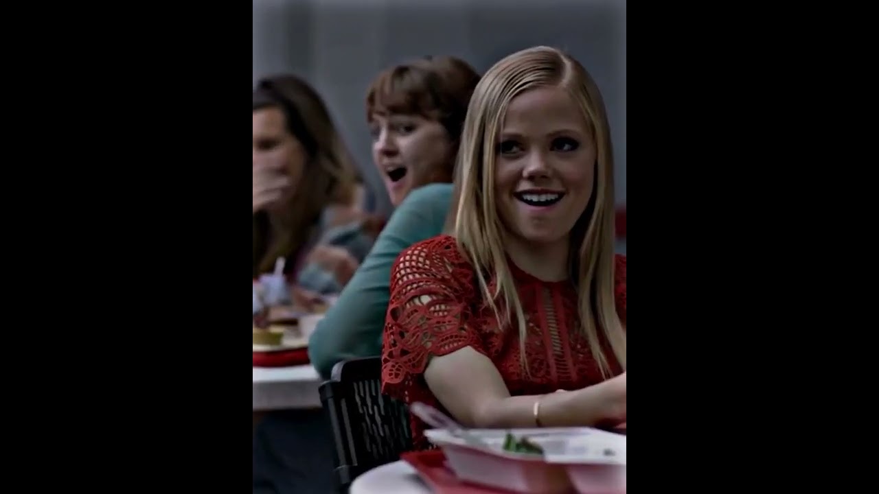 Diaz V Kyler 🥶 #cobrakai #cobrakai🐍 #migueldiaz #kylerpark #schoolfight #season1 #cobrakaichop