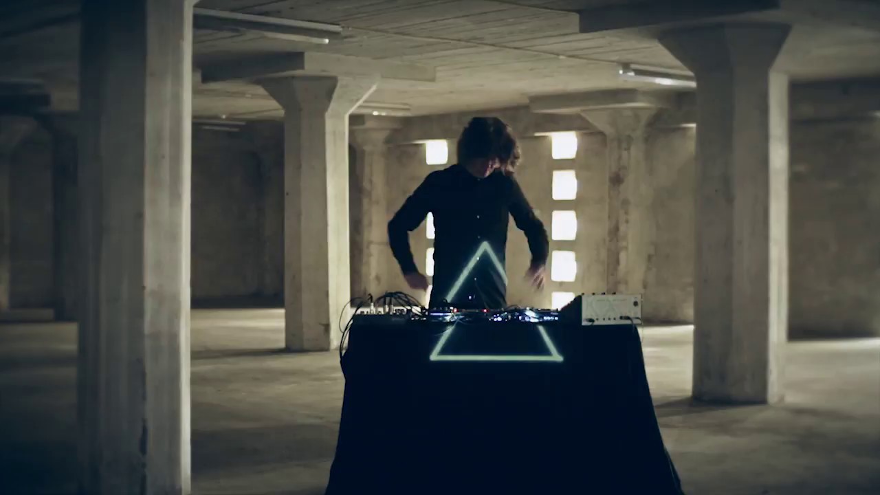 Kaukolampi “Three Legged Giant Centipede” (1st Part) LIVE