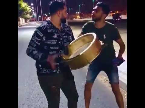 سيكي ميكي مش هبقي يا واطيه ليكي