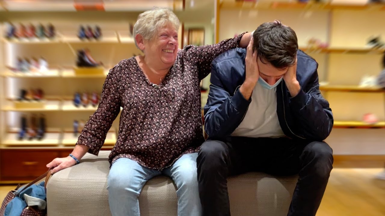 JE DEVIENS L’ESCLAVE DE DANIELLE PENDANT 24 HEURES