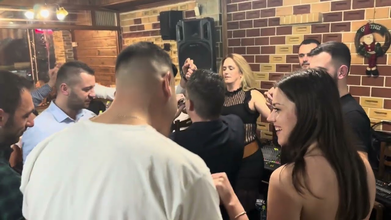 ΤΗΝ ΚΑΨΟΥΡΑ ΤΗΝ ΠΛΗΡΩΝΩ, ΒΑΓΓΕΛΗΣ ΚΥΡΙΑΖΟΣ, ΓΙΑΝΝΗΣ ΖΙΑΚΟΣ ΚΛΑΡΙΝΟ, ΗΠΕΙΡΩΤΙΚΑ