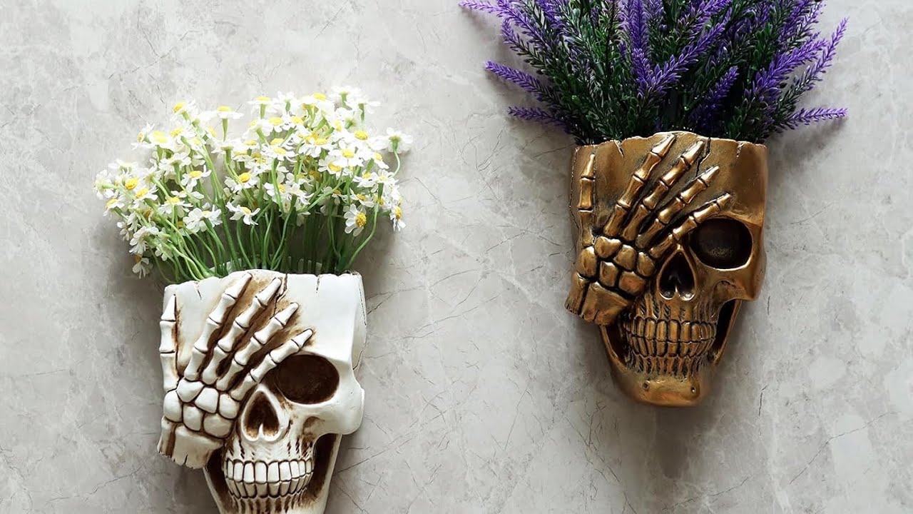 Dolkgy Skull Wall Planter for Home Décor, Resin Skeleton Gothic Planter