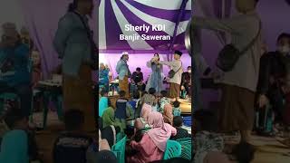 Sherly KDI. Asli madura Sampang.  Manggung banjir saweran