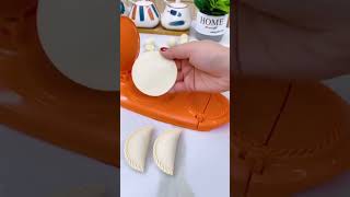 2 in 1 Efficient Dumpling Maker Manual Dough Presser Dumpling Wrapper Mold Dough Pressing Tool