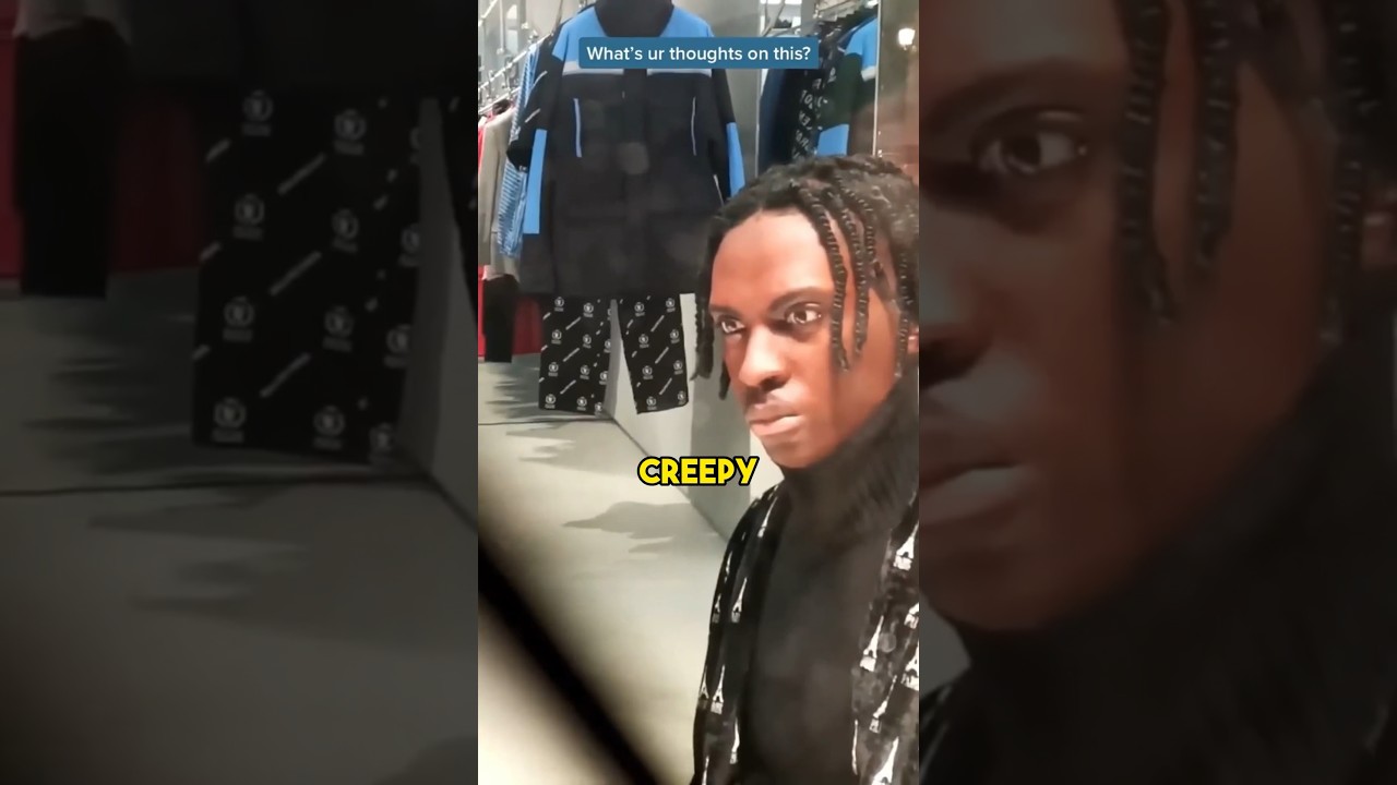 Этот манекен живой?!