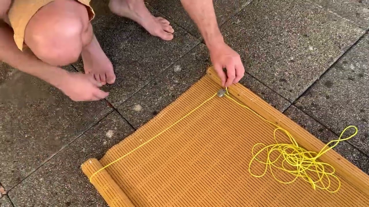 Как наматывать соломенное жалюзи с простым блоком и веревкой II