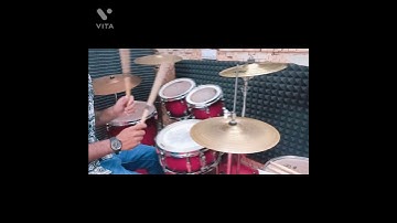 How To Play Drums - Your Very First Drum Lesson
