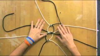 How to Tie an Alternating Square Knot