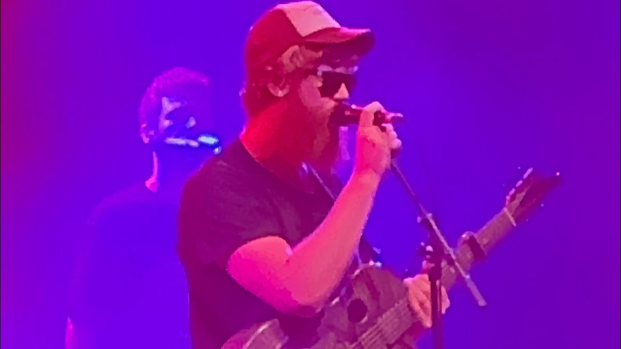 Oliver Anthony - free bird cover live Manchester 2025