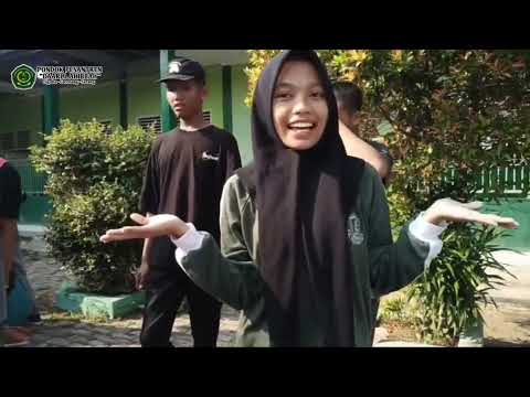 Mini Vlog Bahasa Indonesia || Kewirausahaan Mini Bazar UMKM Santri Daarul Ahibbah