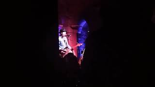 Steve Young Performing "Amazed" Live @ The Crypt, London