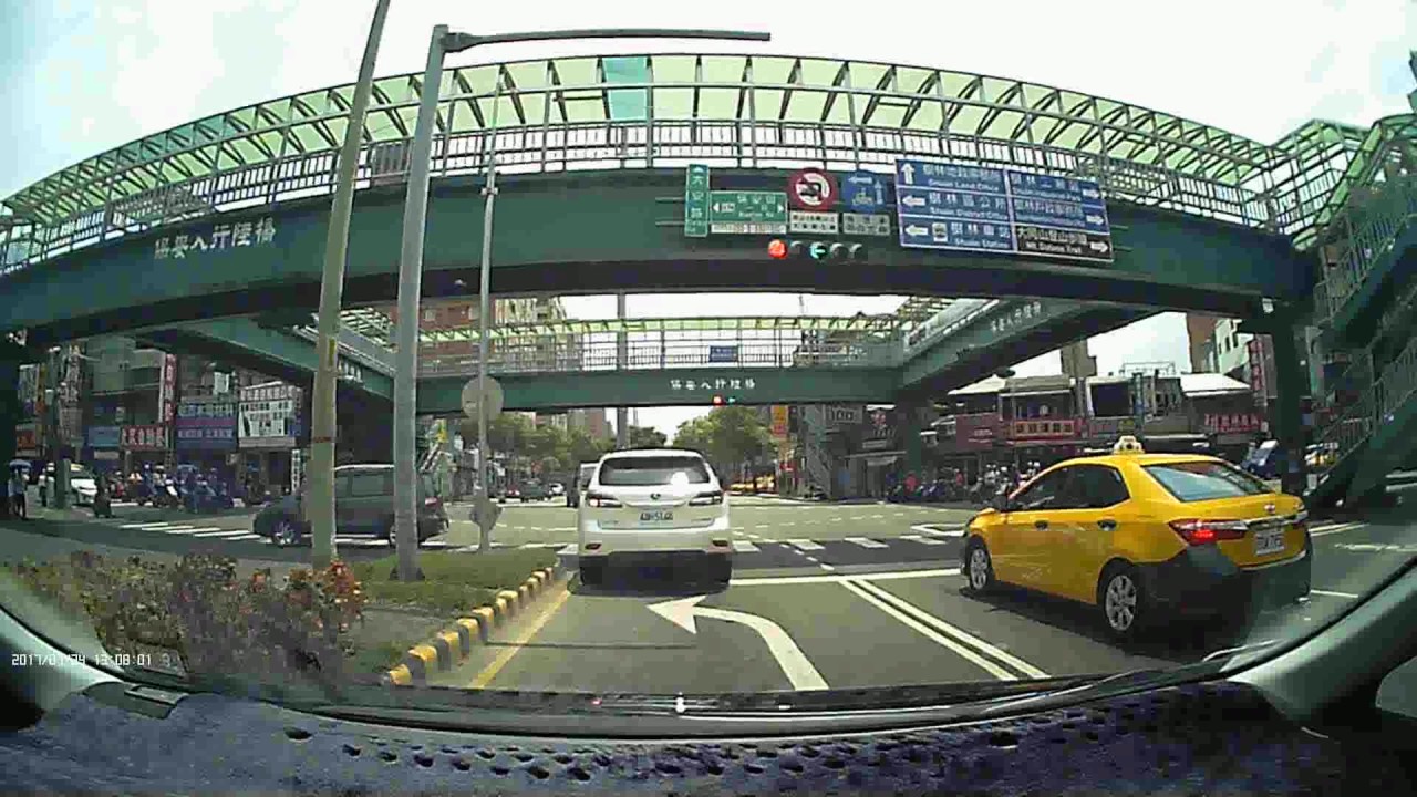 2017 07 24 13 08樹林保安街車禍 Youtube