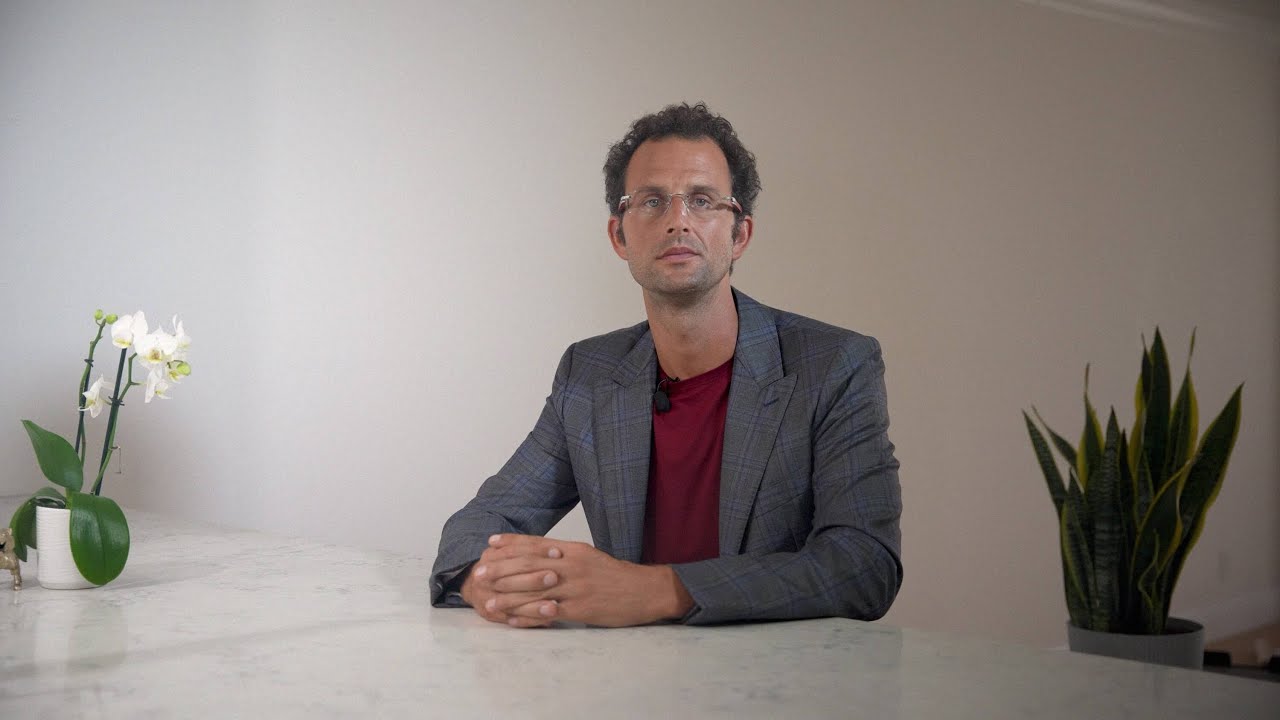 Not all attorneys are qualified to set up your offshore trust.
And if you hire the wrong one, you ri