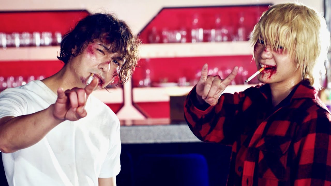 藤田玲×佐藤流司、強烈ツイン・ボーカル主題歌も／映画『アウトロ