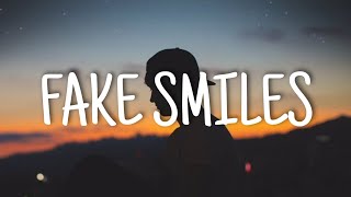 Munn - Fake Smiles (lyrics)