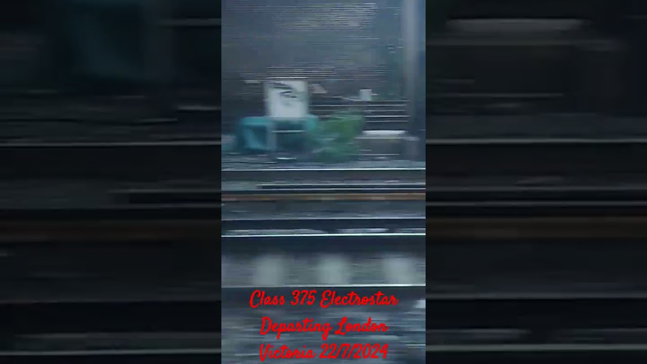 Class 375 'Electrostar' departing London Victoria 22/24 