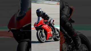 Ducati Panigale V4 #trending #ducatidiavelv4 #bikelover #viralvideo #speed