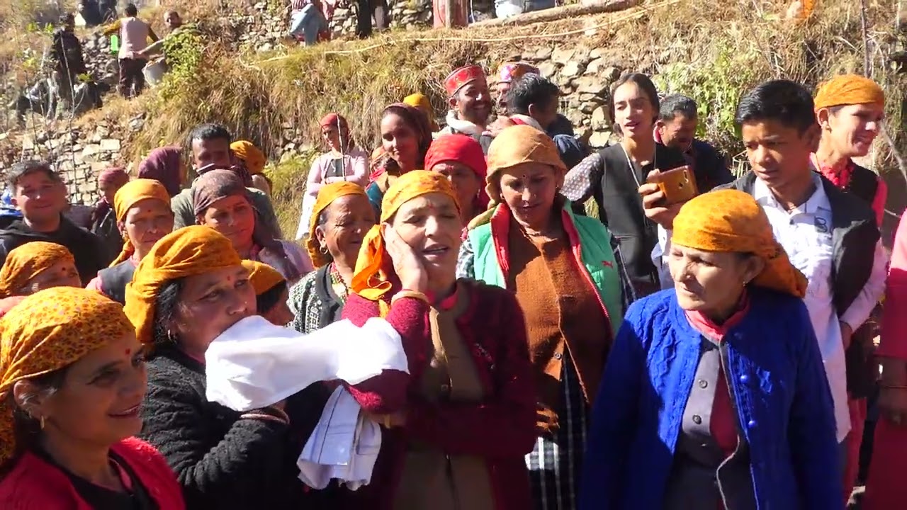 महिला मण्डल पंचवीर बनाला का आगमन जबरदस्त तरीके से प्रीति की शादी में हुआ । By Bhawani Studio Anni/