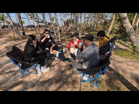 That Luang Lake Walk & Jog then Coffee Break at Khao Gee Cafe