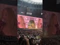 @beyonce pays tribute to Tina Turner in London with a moving cover of ‘River Deep, Mountain High’