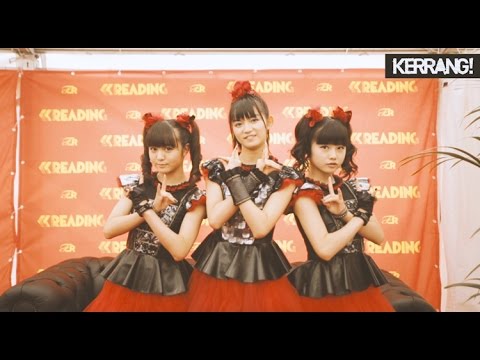 Kerrang! Reading Festival 2015: BABYMETAL Teach Kerrang! How To Dance