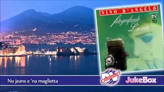 Nu jeans e 'na maglietta Nu jeans e 'na maglietta