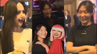 Lisa And Alices Funny Reactions At Lisas Crazy Horse Paris Day 2 Performance