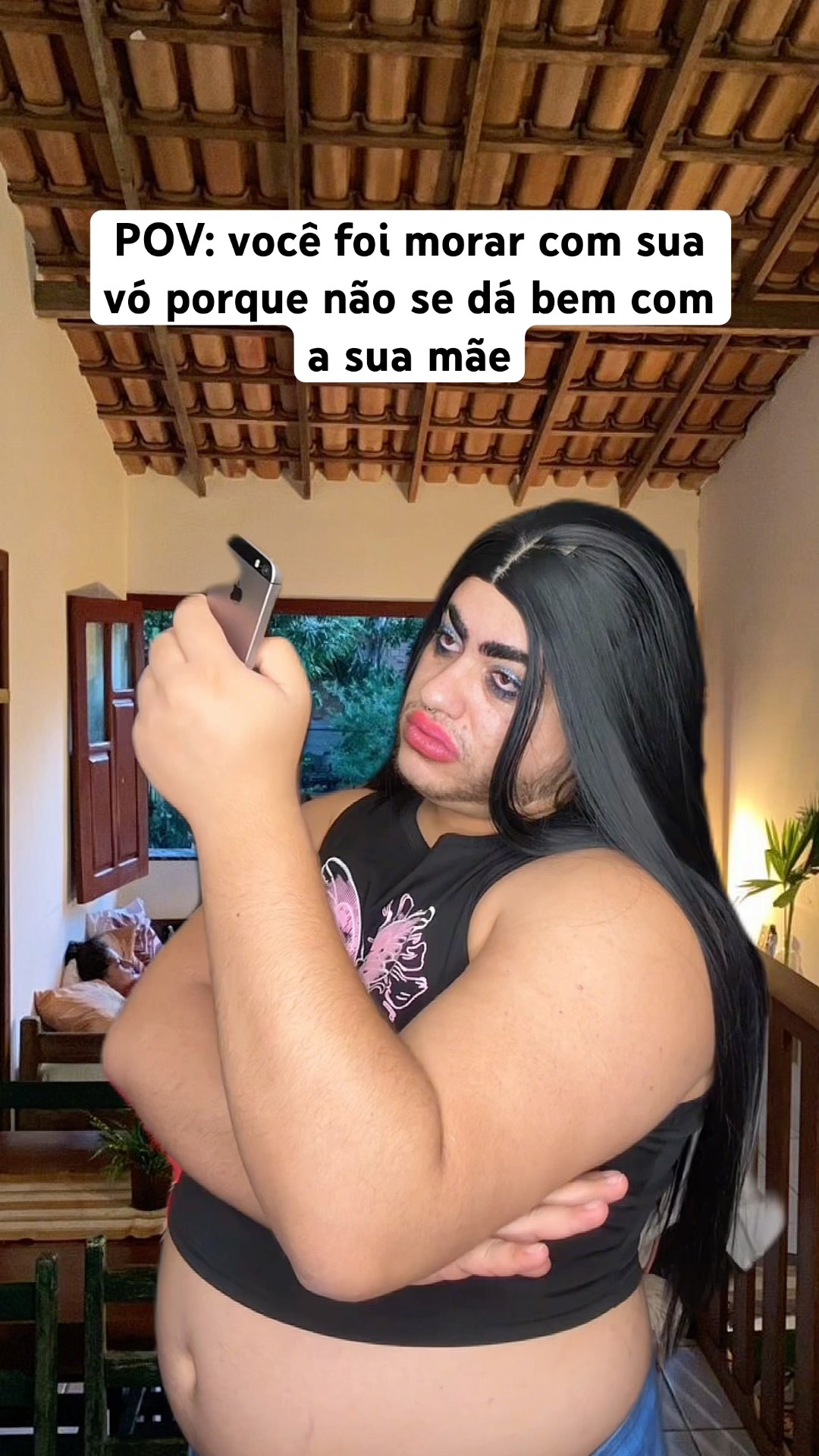 QUANDO VOCÊ NÃO SE DA BEM COM A SUA MÃE E VAI MORAR COM A VÓ