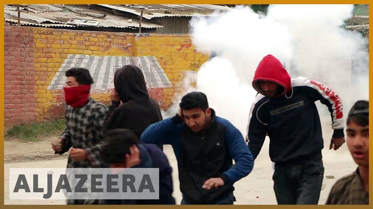 🇮🇳 إضراب الكشميريين بعد وفاة معلم مدرسة أثناء احتجازه لدى الشرطة | الجزيرة الإنجليزية