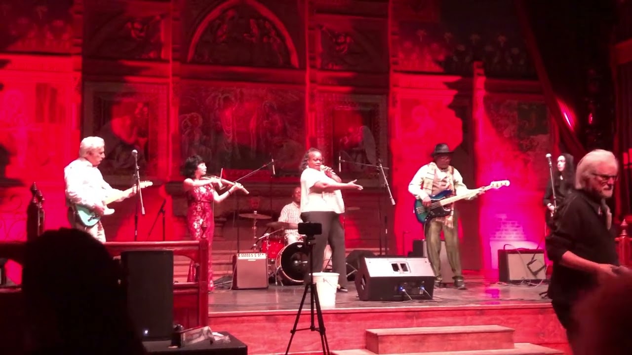 Sarah Alexander 2.7.25 with Freddie Dixon Band @ Epiphany, Teeny Weeny Bit!