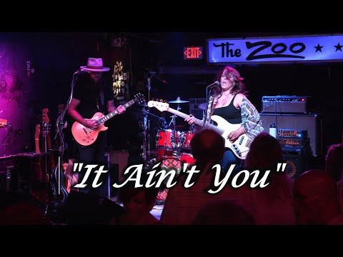 Danielle Nicole Band - "It Ain't You" - The Zoo Bar, Lincoln, NE - 6/30/22