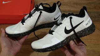 basura Propuesta deseo Nike Varsity Compete TR 2 - YouTube