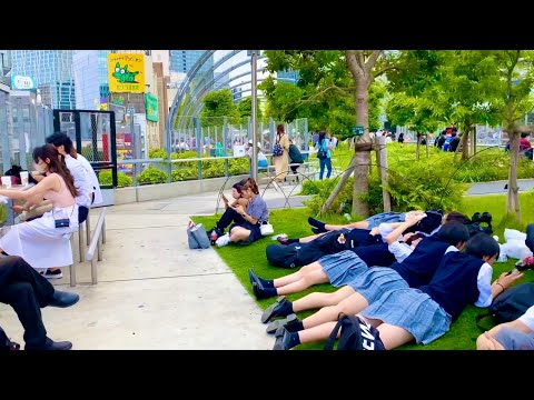 This Is How Tokyo Relaxes