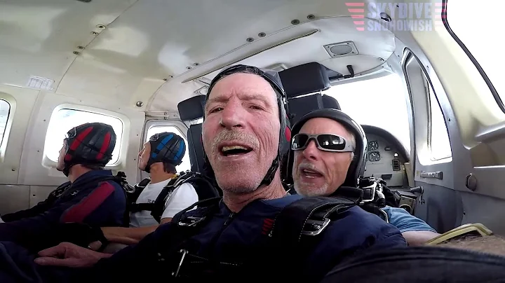Philip Pederson's Tandem skydive!