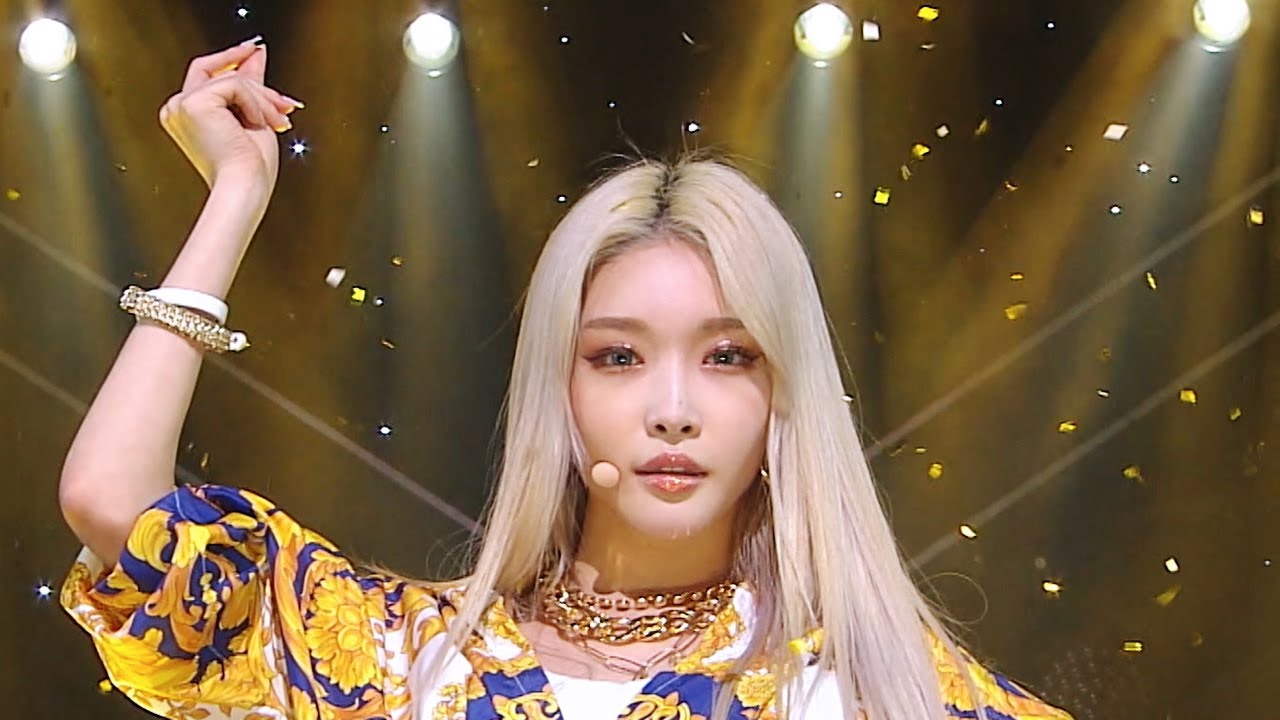 Chung Ha - Snapping SBS Inkigayo Ep 1010